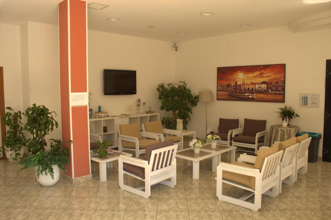 Little Hotel Cesenatico Exterior photo